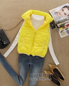 探秘韓版秋季女裝批發(fā)市場 潮流小衫趨勢、價(jià)格與庫存信息指南